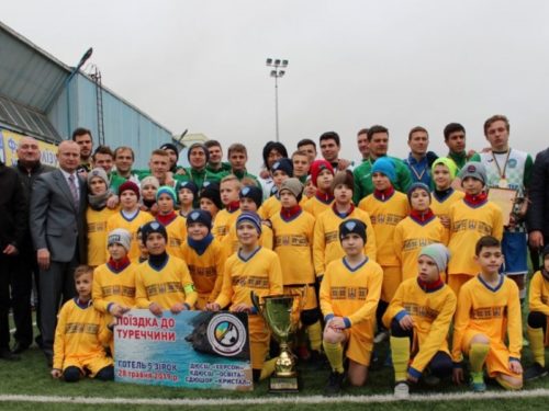 Кубок АР Крим 2019 року виграла херсонська команда “Кристал”